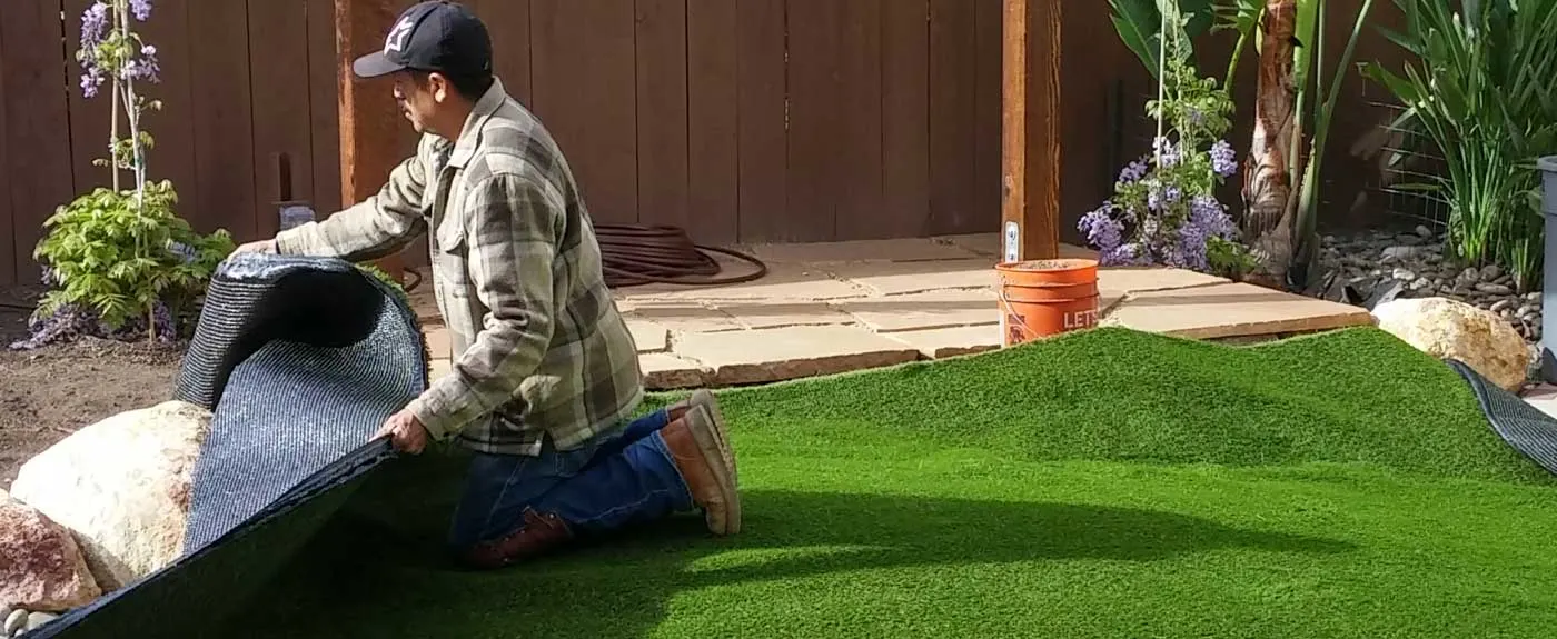 Backyard turf installation in Dallas